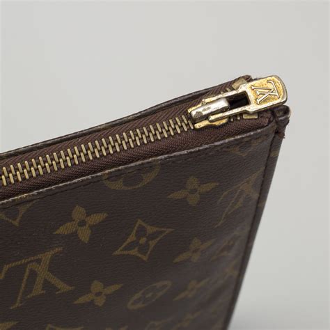 lv poschette|Lv pochette document.